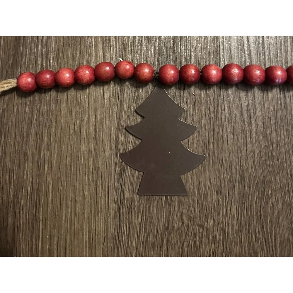 Lot 4 Red Wooden Bead Garland w/ Metal Reindeer Chistmas Trees Log Cabin Country
